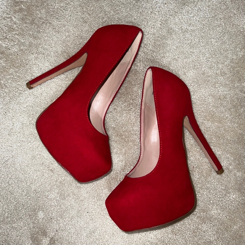 Dream Pairs Red High Heels